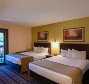 Sunset Bay Resort & Suites hotel detail image 4