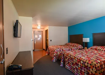 Sunset Bay Resort & Suites hotel thumbnail 5