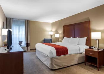 Comfort Inn Biltmore West hotel thumbnail 3