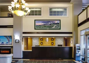 Comfort Inn Kent - Seattle hotel thumbnail 3
