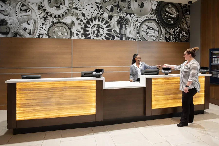 Crowne Plaza Kansas City Downtown by IHG hotel detail image 2