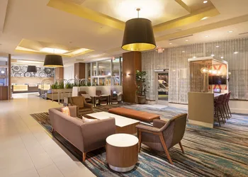 Crowne Plaza Kansas City Downtown by IHG hotel thumbnail 4