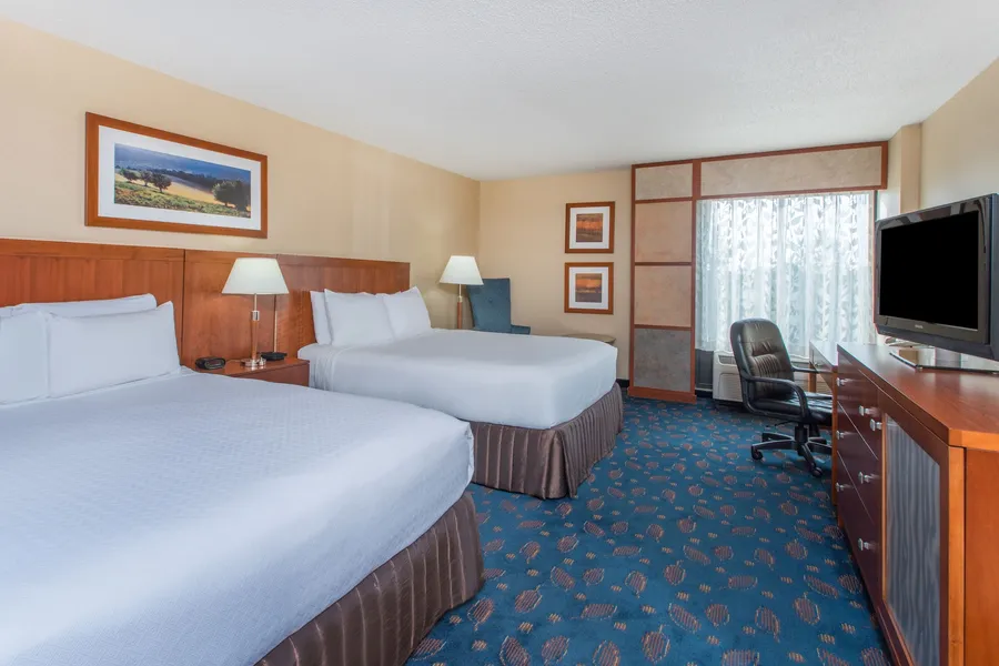 Crowne Plaza Dulles Airport by IHG hotel detail image 2