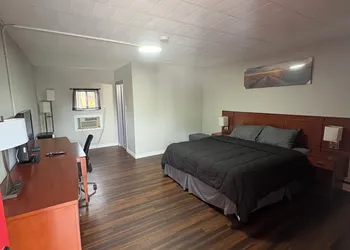 Advance Inn hotel thumbnail 7