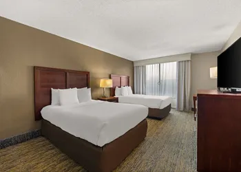 Comfort Inn On the Ocean hotel thumbnail 5