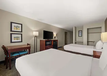 Comfort Inn On the Ocean hotel thumbnail 7