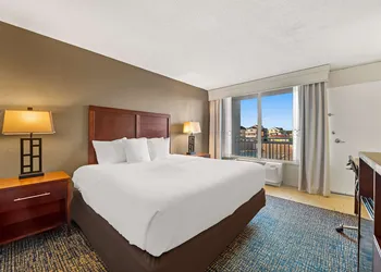 Comfort Inn On the Ocean hotel thumbnail 8