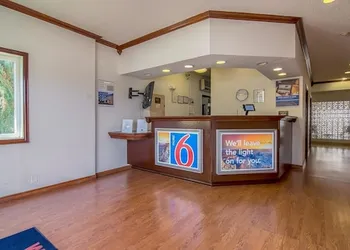 Motel 6 Dallas, TX - North - Richardson hotel thumbnail 2