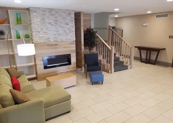 Country Inn & Suites by Radisson, Washington, D.C. East - Capitol Heights, MD hotel thumbnail 3