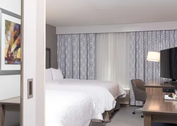 Hampton Inn & Suites Michigan City hotel thumbnail 3