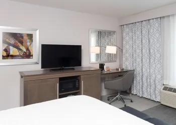 Hampton Inn & Suites Michigan City hotel thumbnail 4