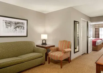 Country Inn & Suites by Radisson, Louisville South, KY hotel thumbnail 7