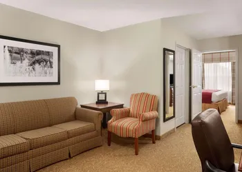 Country Inn & Suites by Radisson, Louisville South, KY hotel thumbnail 8