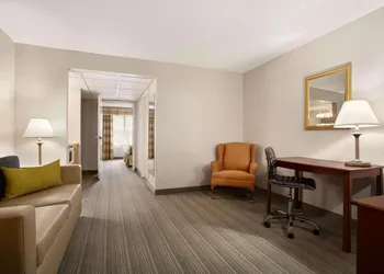 Country Inn & Suites by Radisson, Charlotte University Place, NC hotel thumbnail 7