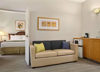Country Inn & Suites by Radisson, Charlotte University Place, NC hotel thumbnail 8
