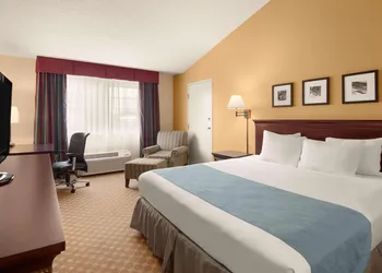 Country Inn & Suites by Radisson, Sioux Falls hotel thumbnail 5