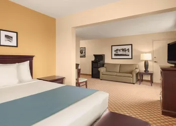 Country Inn & Suites by Radisson, Sioux Falls hotel thumbnail 6