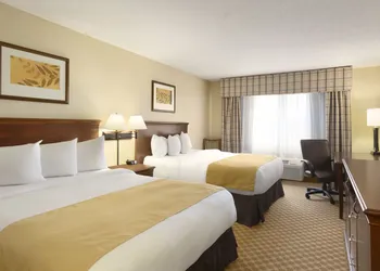 Country Inn & Suites by Radisson, Owatonna, MN hotel thumbnail 5