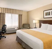 Country Inn & Suites by Radisson, Owatonna, MN hotel detail image 7