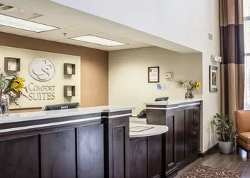 Comfort Suites Regency Park hotel thumbnail 3