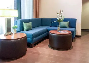 Comfort Suites Regency Park hotel thumbnail 4