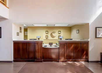 Comfort Suites Regency Park hotel thumbnail 5