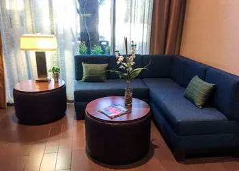 Comfort Suites Regency Park hotel thumbnail 7