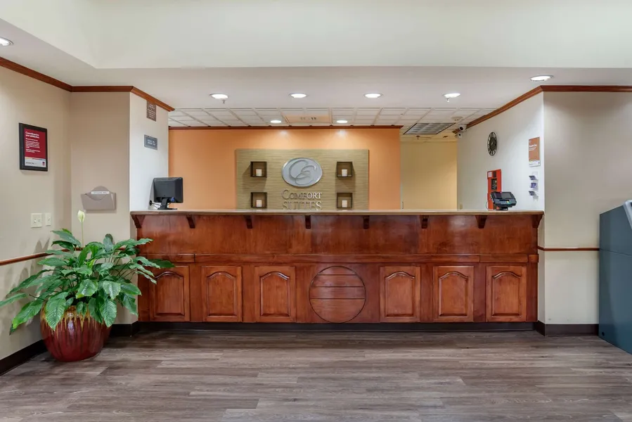 Comfort Suites Jacksonville Airport hotel detail image 2