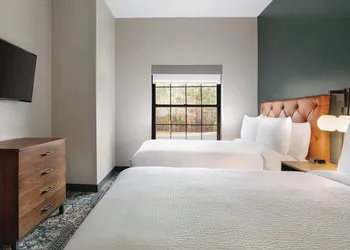 Four Points by Sheraton Raleigh Arena hotel thumbnail 5