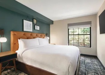 Four Points by Sheraton Raleigh Arena hotel thumbnail 8