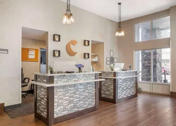 Comfort Suites Nashville Airport - BNA hotel thumbnail 4