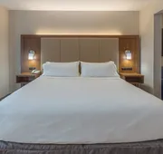 Holiday Inn Express & Suites Milwaukee Nw Park Place by IHG hotel detail image 4