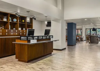 Four Points by Sheraton Greensboro Airport hotel thumbnail 5
