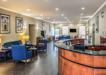 Comfort Suites Near Texas State University hotel thumbnail 5
