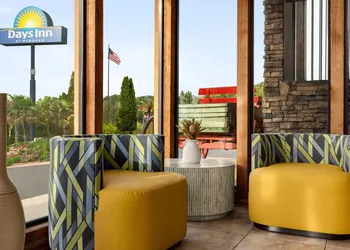 Days Inn by Wyndham Cartersville hotel thumbnail 4