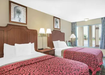 Meridian Inn hotel thumbnail 7