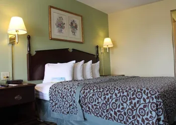 Meridian Inn hotel thumbnail 8
