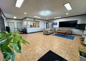 Days Inn by Wyndham Van Horn TX hotel thumbnail 2