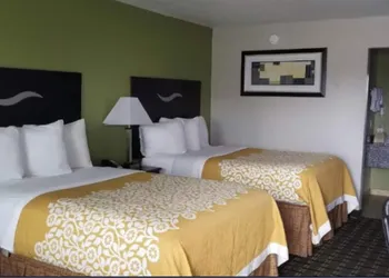 Days Inn by Wyndham West Memphis hotel thumbnail 6