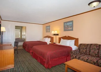 Economy Hotel Wichita- Florence St. hotel thumbnail 5