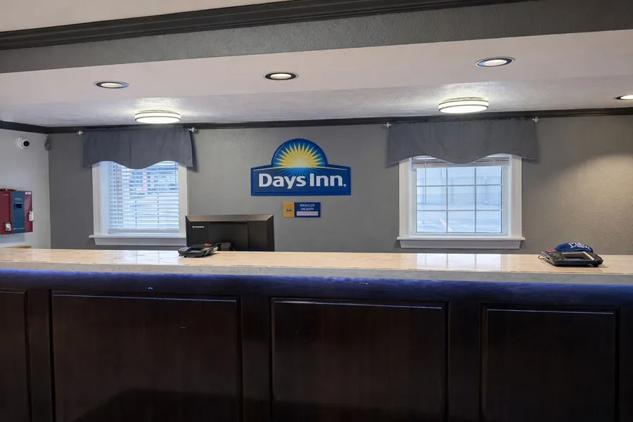 Days Inn by Wyndham Amherst OH – Near Cleveland, Cedar Point & Lake Erie hotel detail image 2