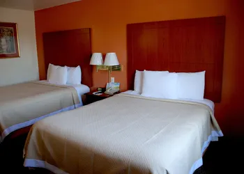 Days Inn by Wyndham Dyersburg hotel thumbnail 8