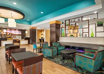 La Quinta Inn & Suites by Wyndham Richmond-Midlothian hotel thumbnail 2
