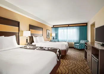 La Quinta Inn & Suites by Wyndham Richmond-Midlothian hotel thumbnail 6