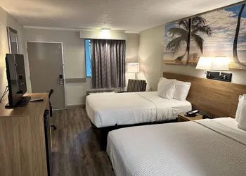 Days Inn by Wyndham St. Augustine I-95/Outlet Mall hotel thumbnail 4