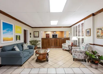 Days Inn by Wyndham Natchez hotel thumbnail 3