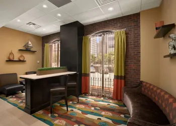 Days Inn by Wyndham Baltimore Inner Harbor hotel thumbnail 2