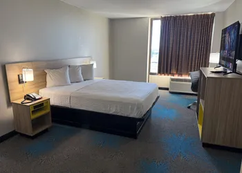 Days Inn by Wyndham Amarillo East hotel thumbnail 6