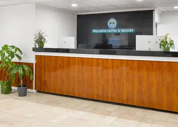 Ramada by Wyndham Butler/Tesla Biohealing Resort hotel thumbnail 2