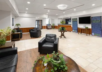 Ramada by Wyndham Butler/Tesla Biohealing Resort hotel thumbnail 4
